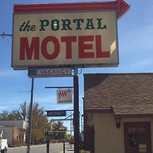 Portal Motel Lone Pine Exterior photo