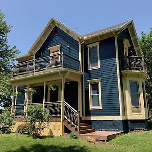 Netherfield Natural Farm Bed & Breakfast Fontana Exterior photo