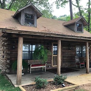 Cora'S Main Log Cabin Villa Tyler Exterior photo