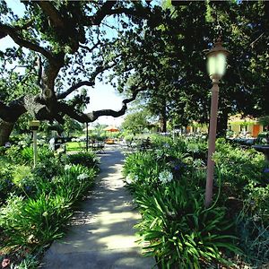 Meadowlark Inn Solvang Exterior photo