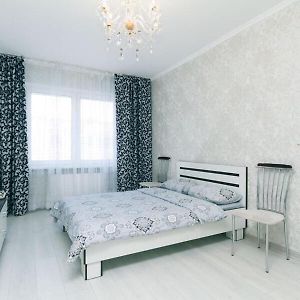 1 Вулиця Софії Русової Apartment Kyiv Exterior photo