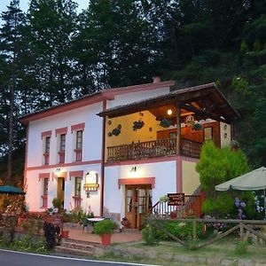 Casa Rural Priena Hotel Covadonga Exterior photo