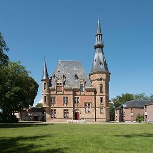 Chateau De Petit Bois Cosne-d'Allier Exterior photo