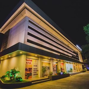 Hotel Costa Brava Tacloban Exterior photo