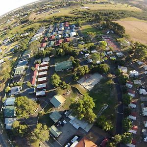 Albany Holiday Park Hotel Exterior photo