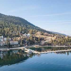 Cozystay Signature Lake Okanagan Resort Kelowna Exterior photo