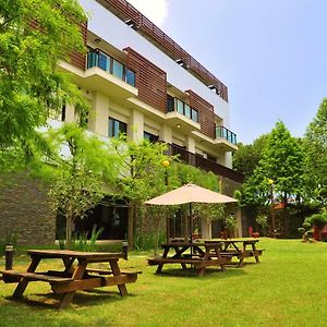 One City One Vacation Farm Apartment Nantou Exterior photo