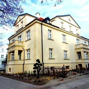 Willa As Bed & Breakfast Inowroclaw Exterior photo