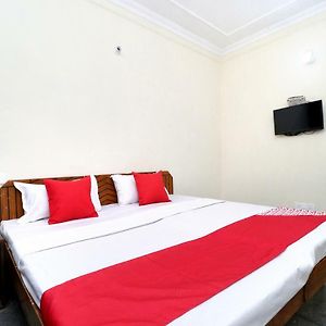 Oyo 29193 Amrit Guest House Jalandhar Exterior photo