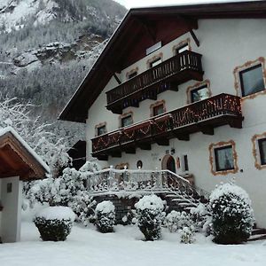 Haus Fiegl Hotel Oetz Exterior photo