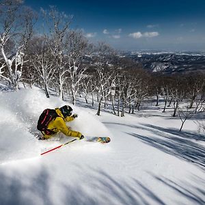 Xia 油 高原 Ski B Hotel Kitakami Exterior photo