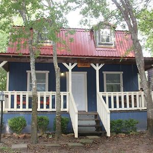 Almond Cabin Villa Fredericksburg Exterior photo