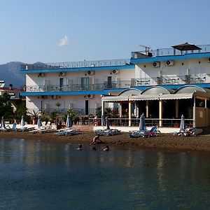 Artemis Hotel Amarynthos Exterior photo