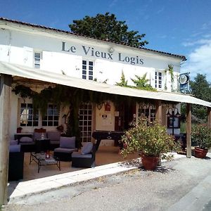 Le Vieux Logis De Clam Hotel Exterior photo