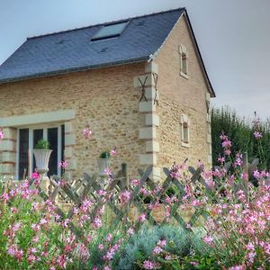 Le Moulin De Follet Bed & Breakfast Fougere  Exterior photo