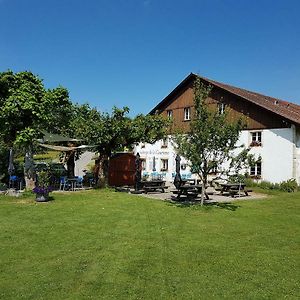 Auberge De La Couronne Hotel Saignelegier Exterior photo