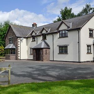 Brynich Villa Brecon Exterior photo