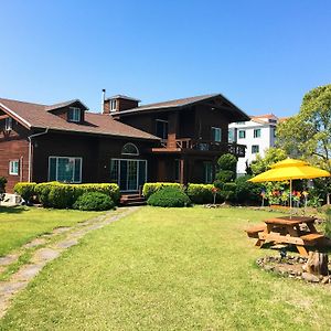 Yesjun Guesthouse - Hostel Oedo-dong Exterior photo