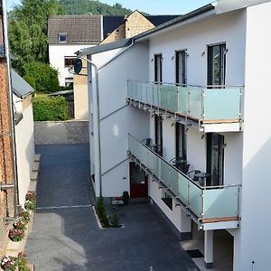 Gaestehaus Am Hochsimmer Bed & Breakfast Ettringen  Exterior photo