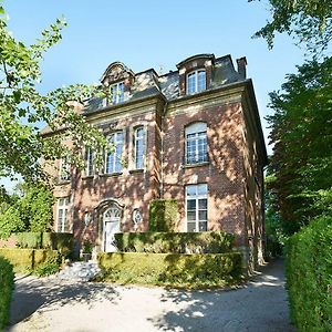 Queen Christine Bed & Breakfast Villeneuve-d'Ascq Exterior photo