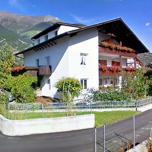 Haus Schlossblick Hotel Coldrano Exterior photo