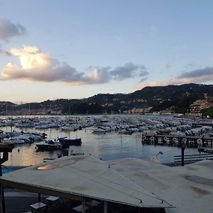 Vittoria Hotel Lerici Exterior photo