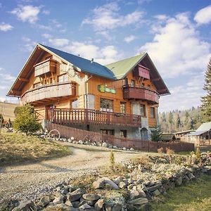 Penzion Dinda Hotel Stara Lubovna Exterior photo