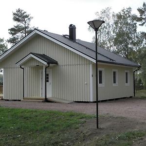 Sodero Stugby Villa Finstrom Exterior photo