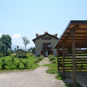 Fienile Chiaramada Apartment Belluno Exterior photo