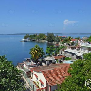 Hostal Aday Y Orlando Hotel Cienfuegos Exterior photo