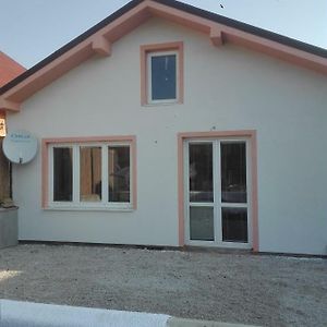 Halex 4 Villa Bojna Exterior photo