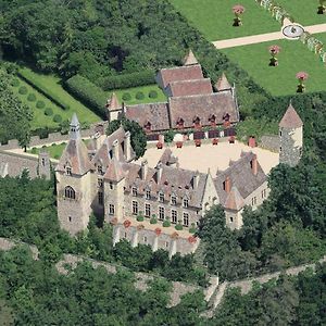 Chateau De Peufeilhoux Vallon-en-Sully Exterior photo