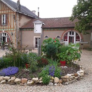 Le Clos De La Fontaine Massay Exterior photo