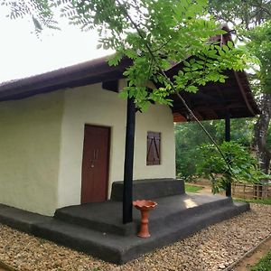 Kandy Okaya Hotel Exterior photo