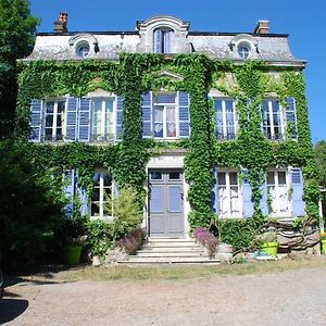 Le Chateau Bed & Breakfast Eparcy Exterior photo