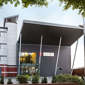 Ramada Birmingham Oldbury M5 J2 Hotel Exterior photo