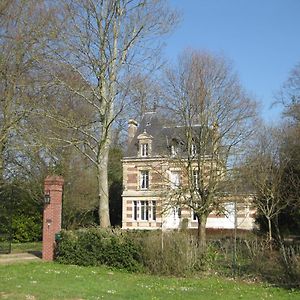 Chateau De Launay Bed & Breakfast Mery-Corbon Exterior photo