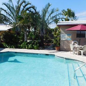 Inn Leather Guest House-Gay Male Only Fort Lauderdale Room photo