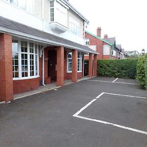 Manor House Hotel Bootle  Exterior photo