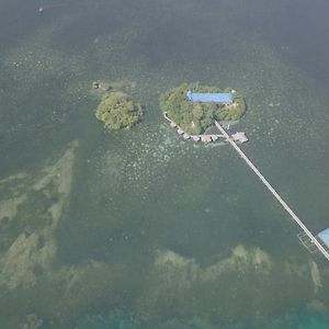 Enchanted River Rock Island Resort Hinatuan Exterior photo