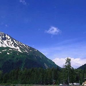 Seward Windsong Lodge Exterior photo