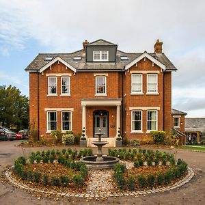 The Lodge Duxford Exterior photo