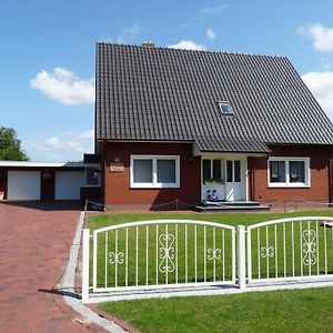 Ferienwohnung Kleinhaus, 95008 Rhauderfehn Exterior photo