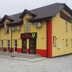 Hotelik Sj Lodz  Exterior photo