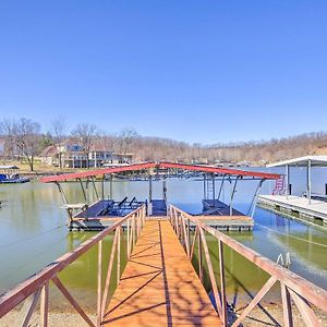 Waterfront Lake Of The Ozarks Cabin With Boat Dock! Camdenton Exterior photo