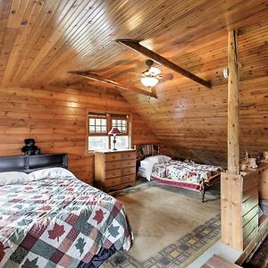 Lakefront Mercer Cabin With Fire Pit And Porch Villa Exterior photo