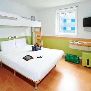 Ibis Budget Lille Wasquehal Hotel Exterior photo