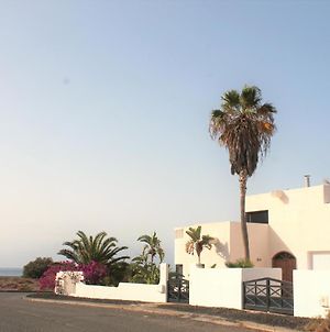 Villa Paradise Beach Giniginamar Exterior photo