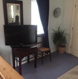 Beautiful Private Room With Kingsize Bed And Large Private En-Suite Peterborough Exterior photo