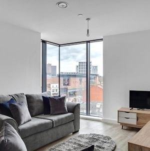 Amazing Apartment In The Heart Of Birmingham Exterior photo
